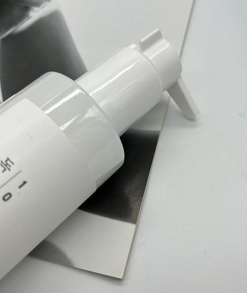 Ніжне очищуюче молочко з морською водою ROUND LAB 1025 Dokdo Cleansing Milk, 200 мл RL002 фото