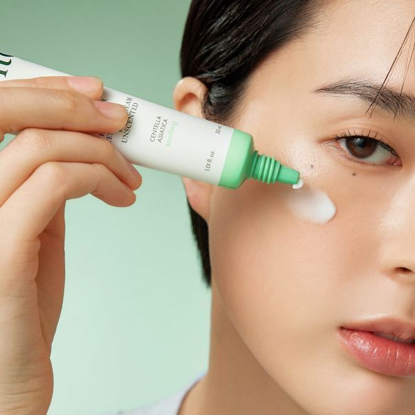 Крем для повік з центеллою та пептидами без ефірних олій Purito Seoul Wonder Releaf Centella Eye Cream Unscented, 30  мл PS002 фото