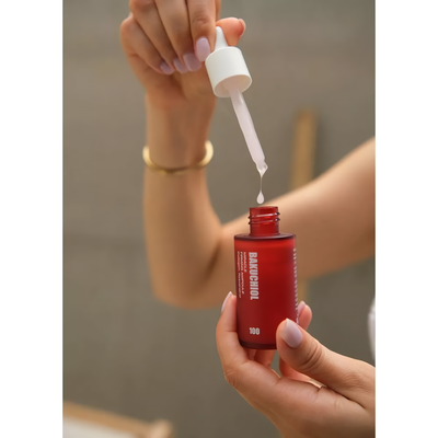 Ампульний серум для омолодження шкіри обличчя з бакучіолом Medi Peel Bakuchiol Miracle Firming Ampoule, 30 мл MP040 фото