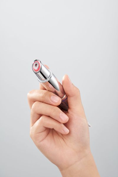 Крем для пружності шкіри навколо очей з LED EMS-аплікатором UIQ RejuBiome&trade; EX Lifting Eye Cream, 15 мл UI002 фото